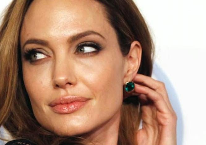 Angelina Jolie coleção de joias
