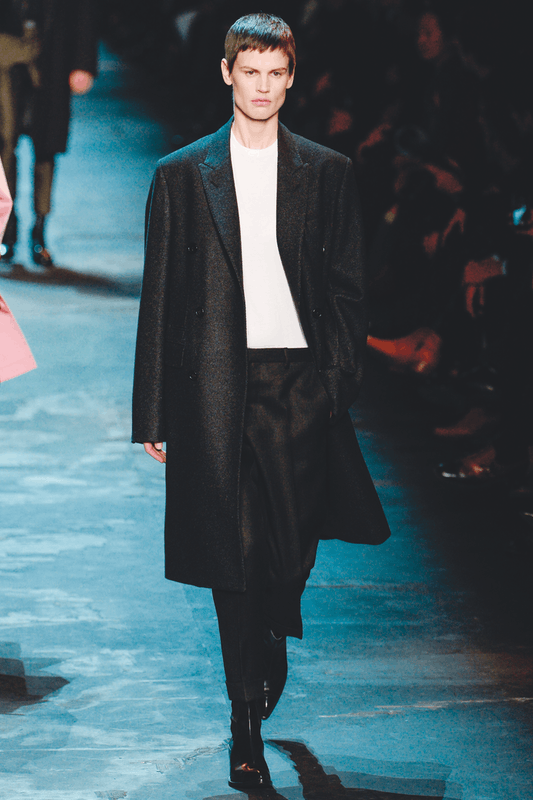 coat clothing apparel fashion person human premiere runway