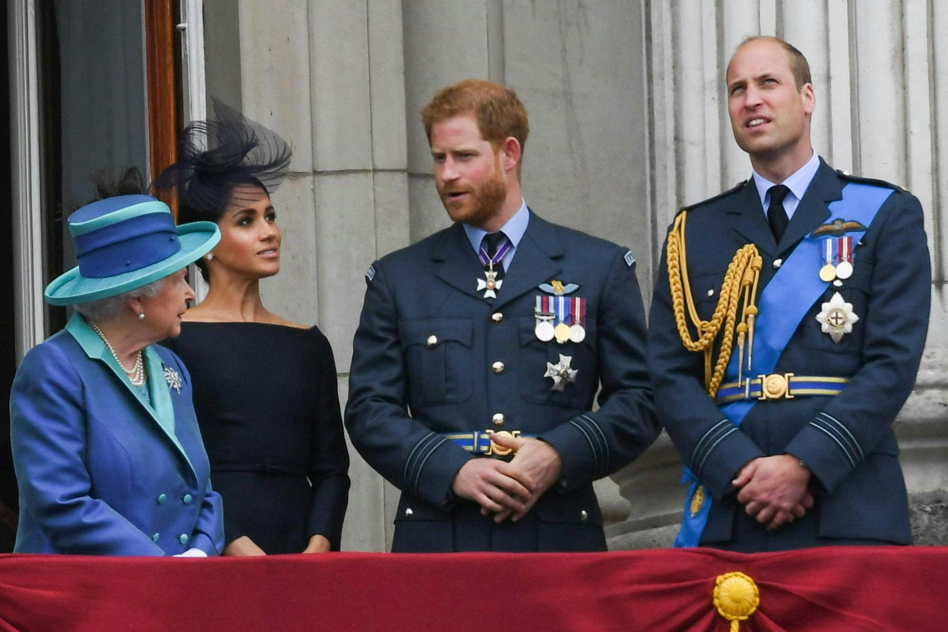 medals megan markle dior pale blue london england person hat clothing tie accessories suit coat military military uniform officer