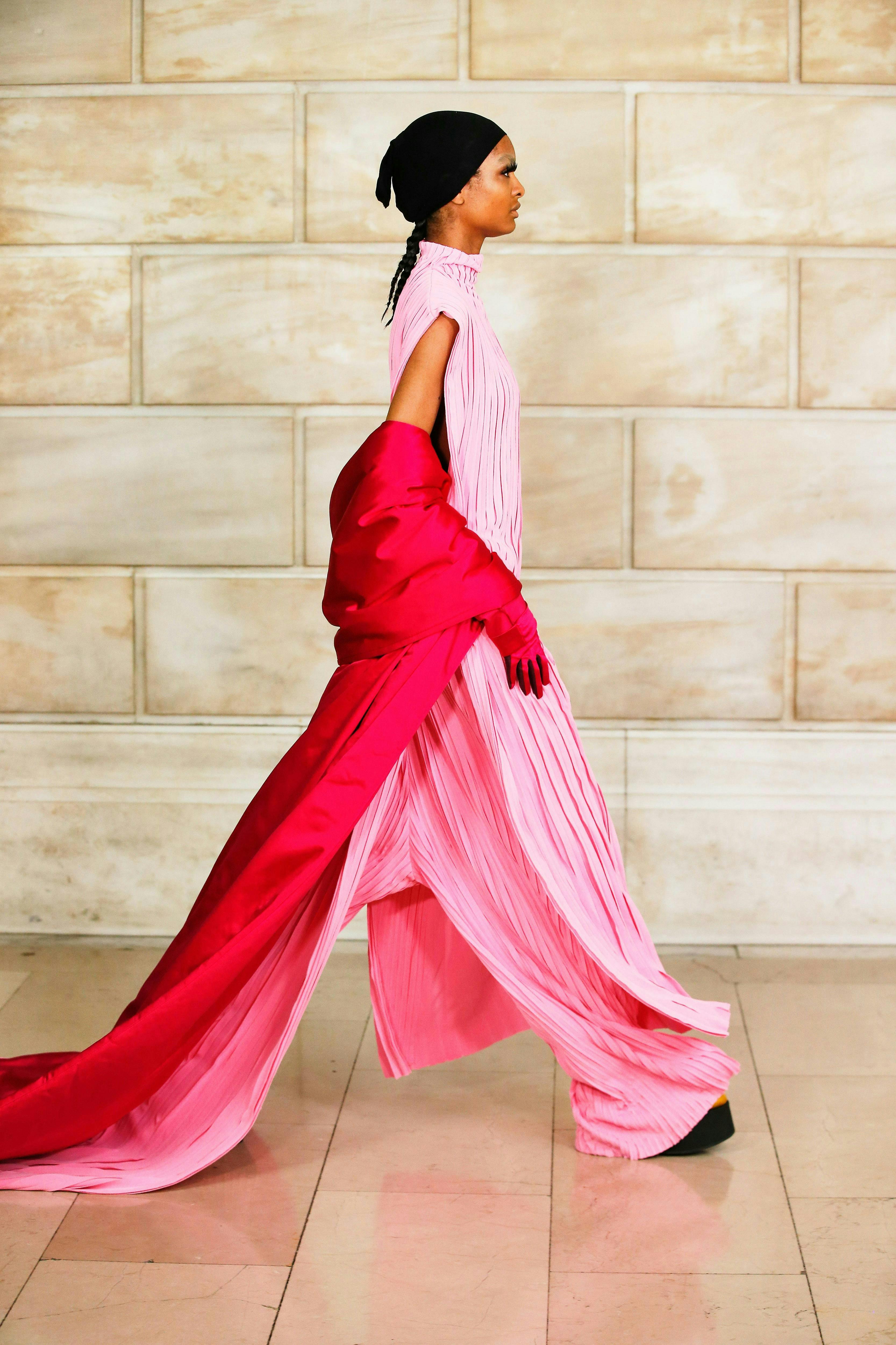 dance pose leisure activities performer person clothing apparel dance dress flamenco female