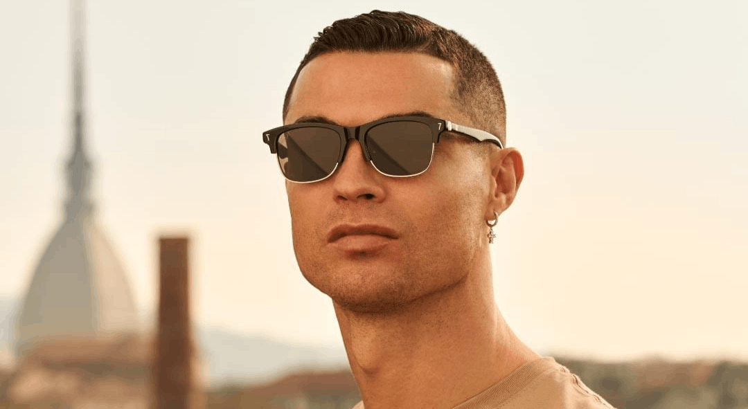 Cristiano Ronaldo encomenda carro de 63 milhões