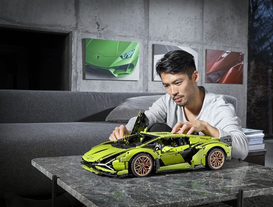 Lamborghini e LEGO se juntam em uma colaboração visionária!
