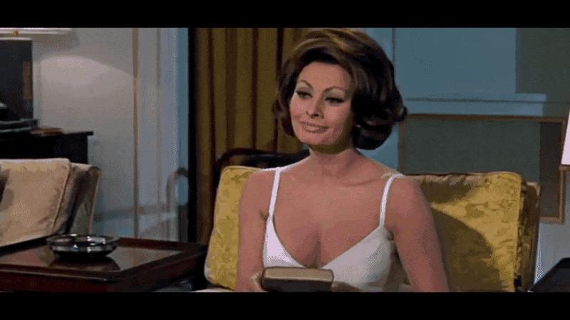  Sophia Loren 