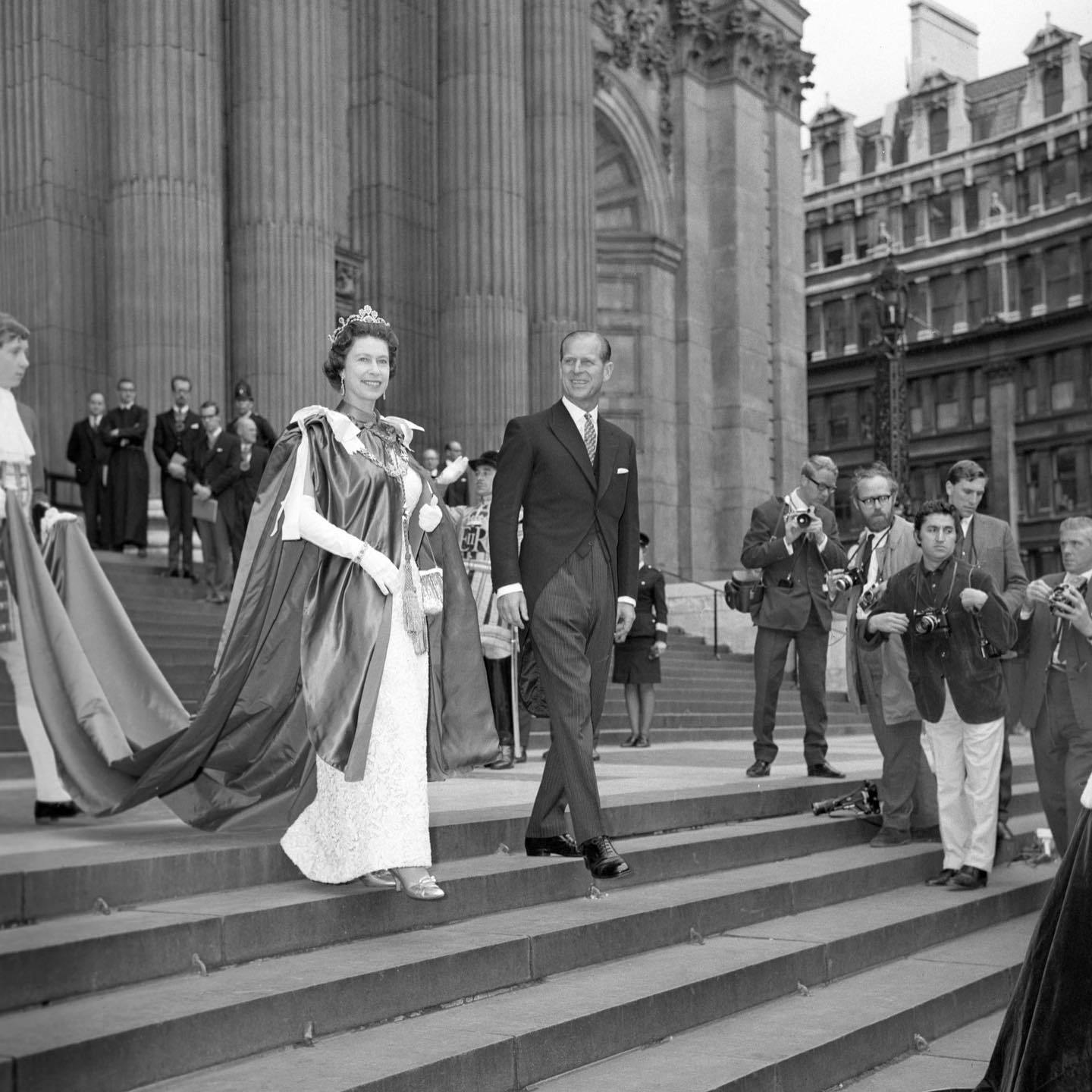 Rainha Elizabeth II e príncipe Philip em 1968 (Foto: reprodução/instagram @theroyalfamily)