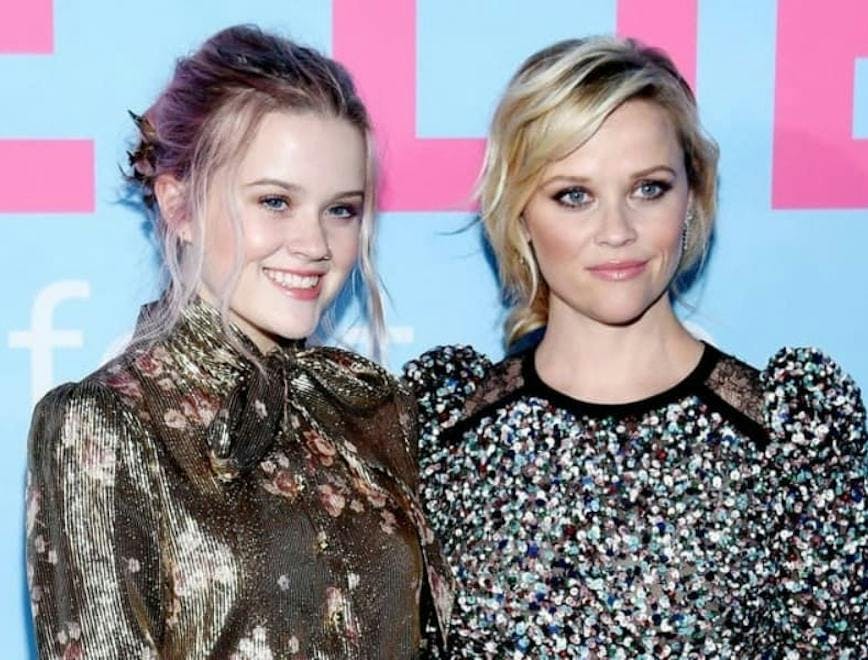Ava Phillippe e a mãe Reese Witherspoon