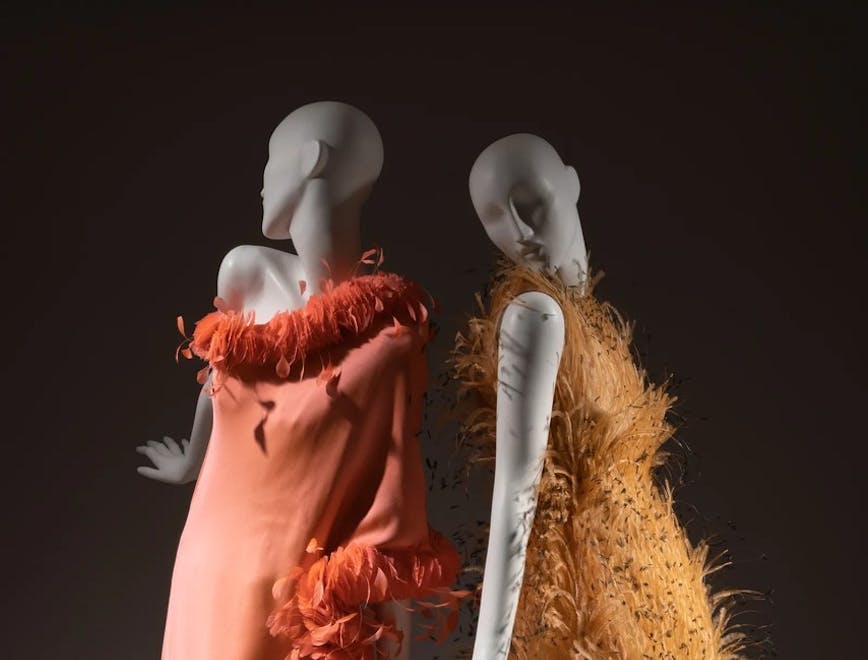 Vestidos Balenciaga (Foto: Eileen Costa/Divulgação FIT Museum)