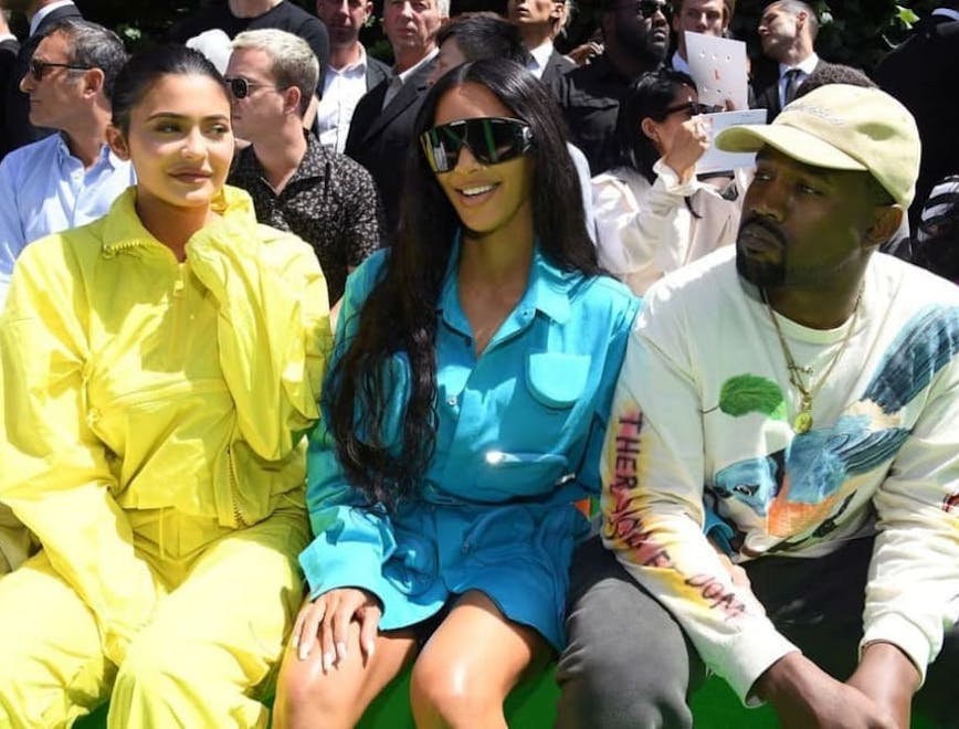 Kanye West se torna concorrente de Kylie Jenner e Kim Kardashian