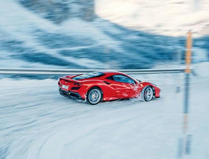 Vendas da Ferrari superam as expectativas