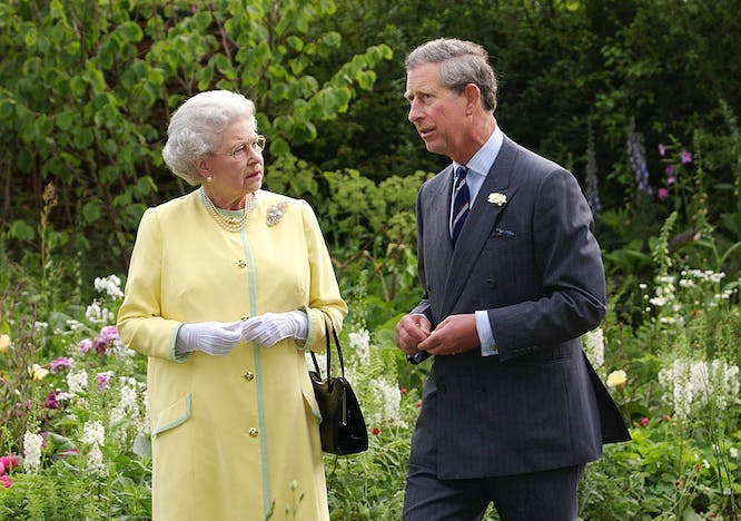 Rainha Elizabeth II e príncipe Charles (Foto: Getty Images)