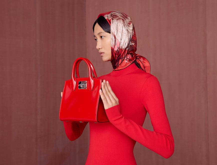 handbag bag accessories purse person woman adult female face head