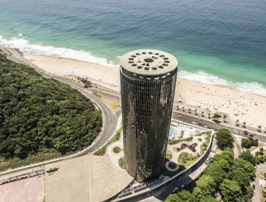 Prédio de Oscar Niemeyer,  hotel Meliá