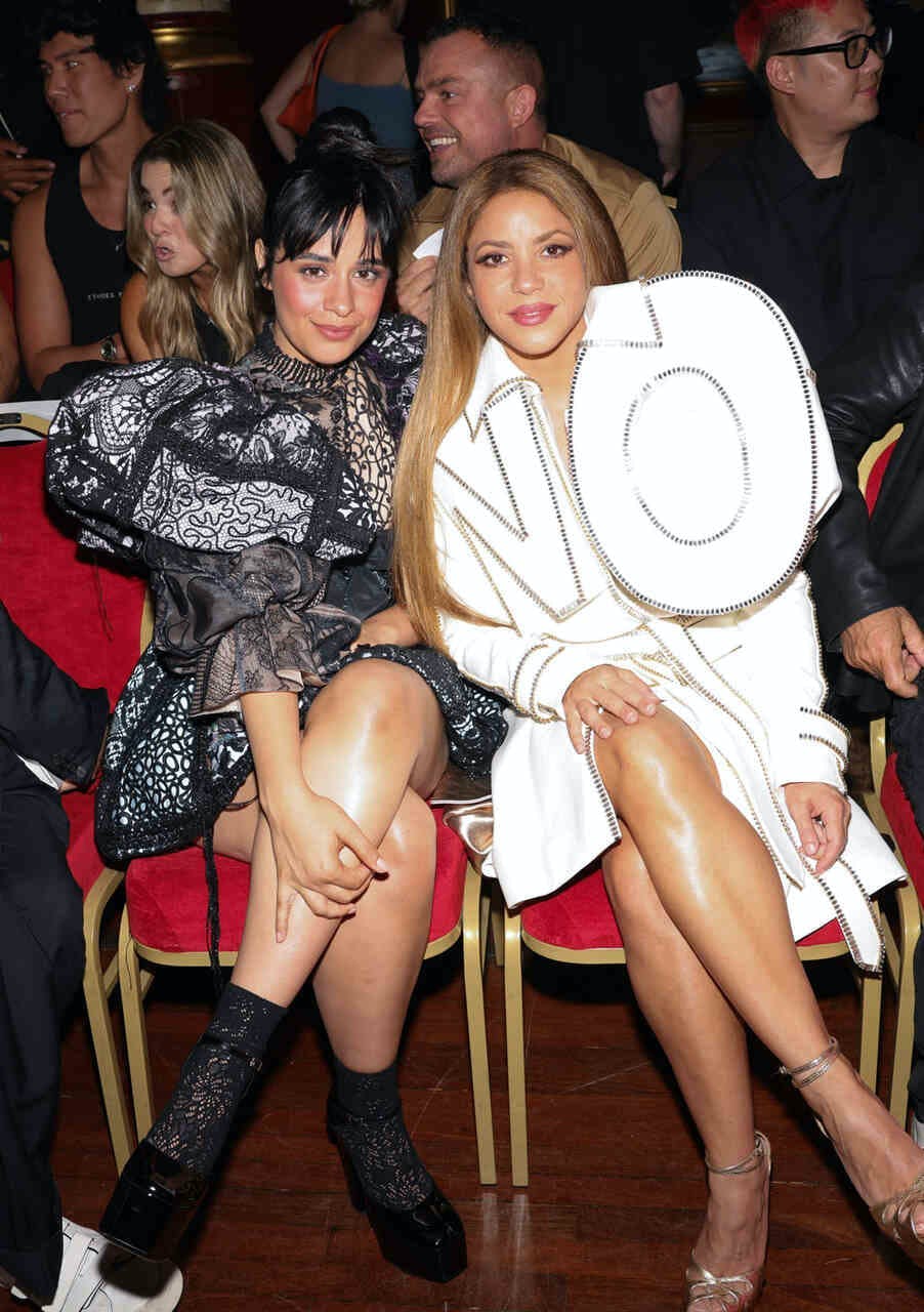 Camila Cabello e Shakira (Foto: Getty Images)