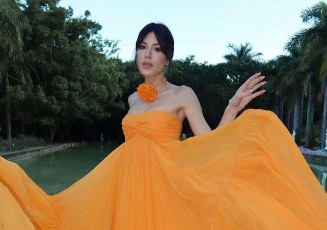 dress formal wear evening dress fashion gown adult female person woman sleeve