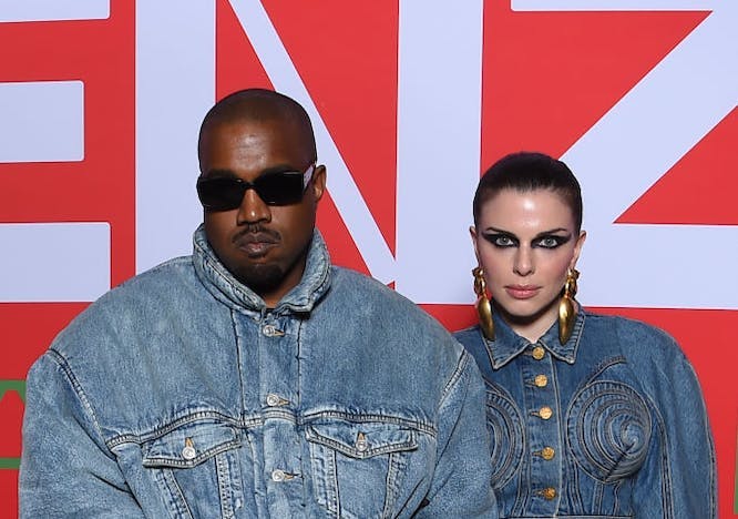 Kanye West e Julia Fox (Foto: Getty Images)