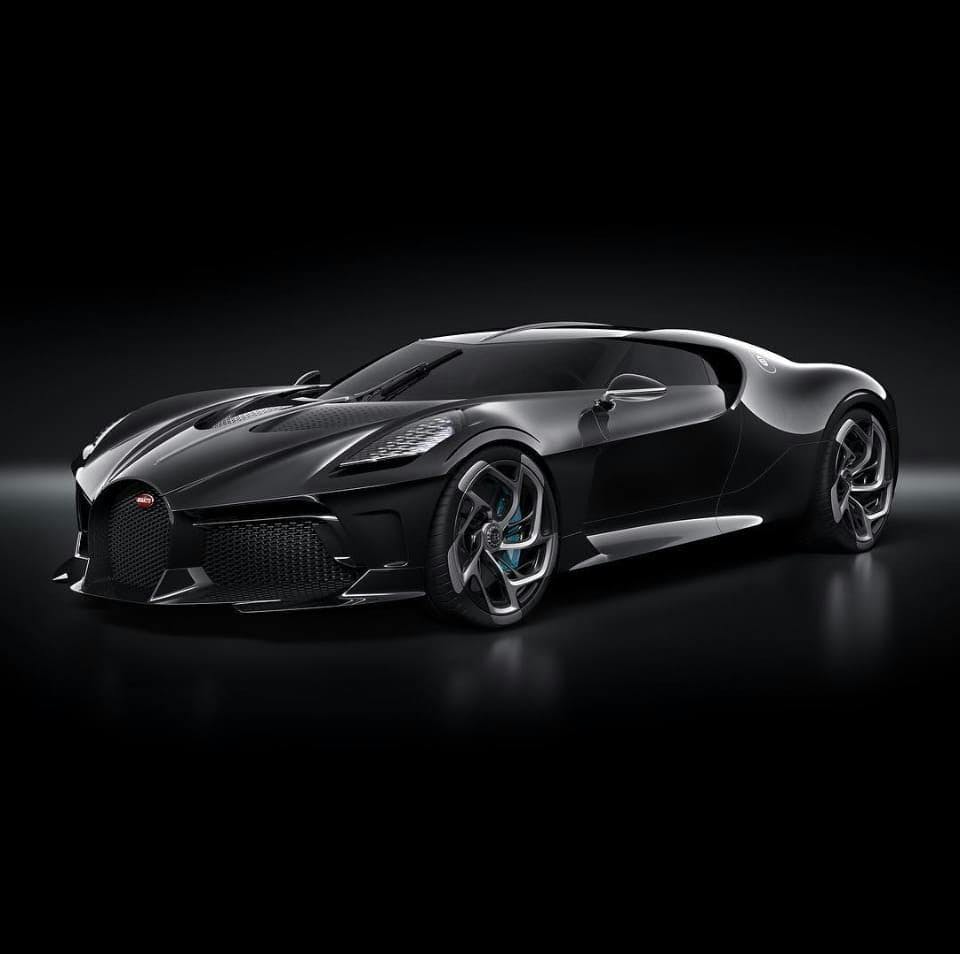 O Bugatti La Voiture Noire