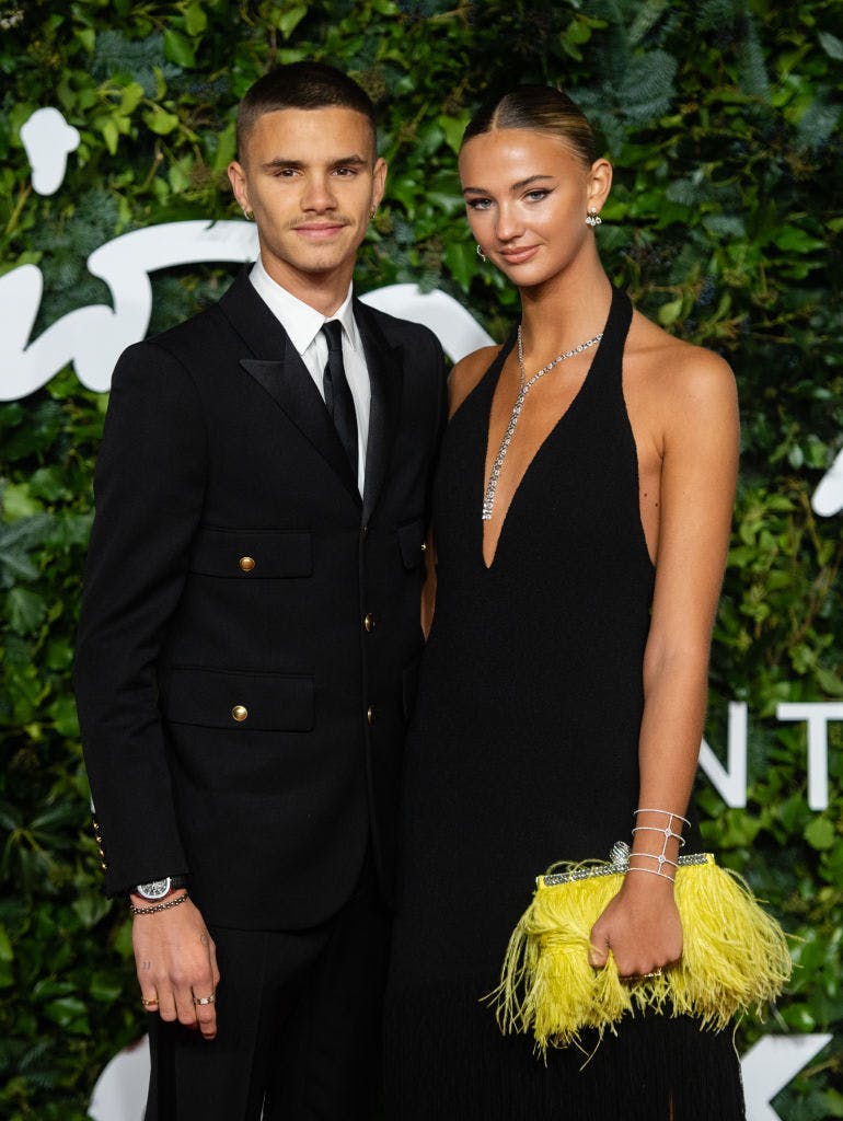 Romeo Beckham e Miga Regan (Foto: Getty Images)