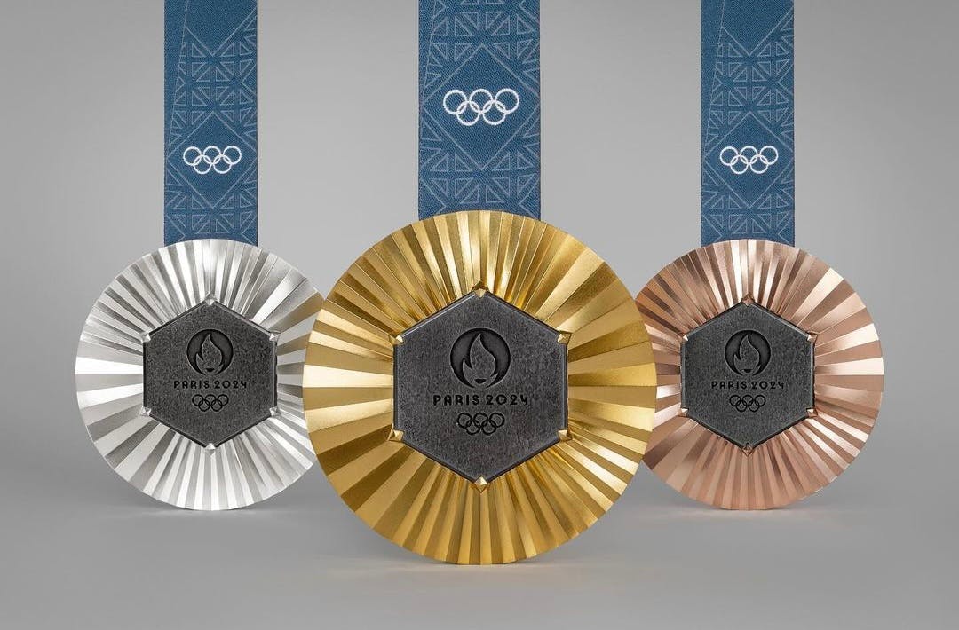 gold gold medal trophy aluminium